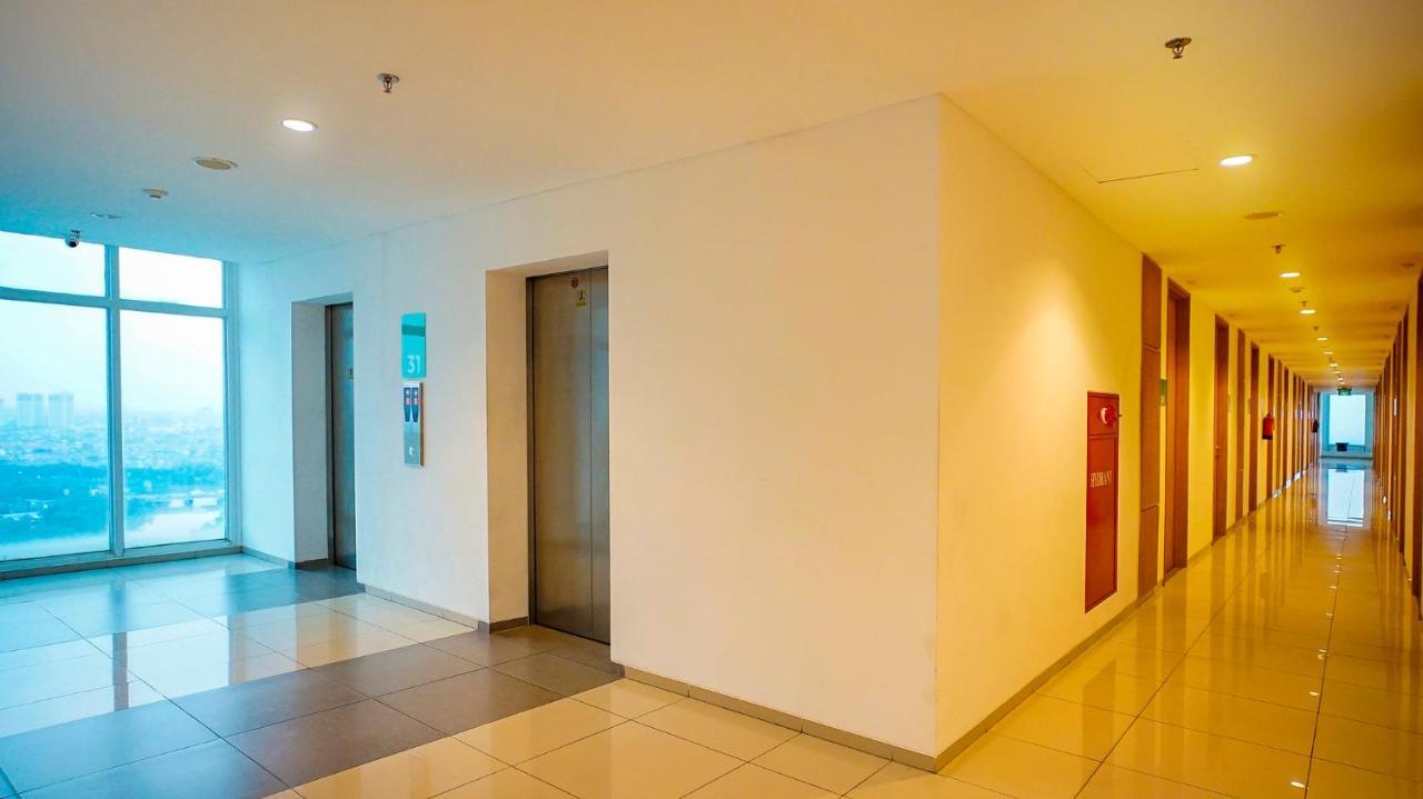 Ventura Room At Treepark City Тангеранг Экстерьер фото